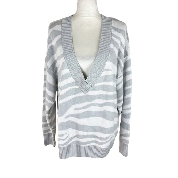 Revolve Varley Calvert Sweater Grey White Merino Wool V-Neck Pullover Size Med - Picture 4 of 9